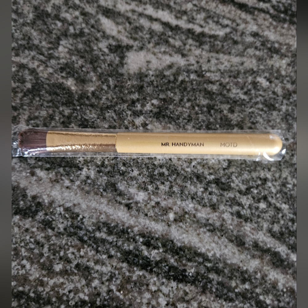 Gold Makeup Brush